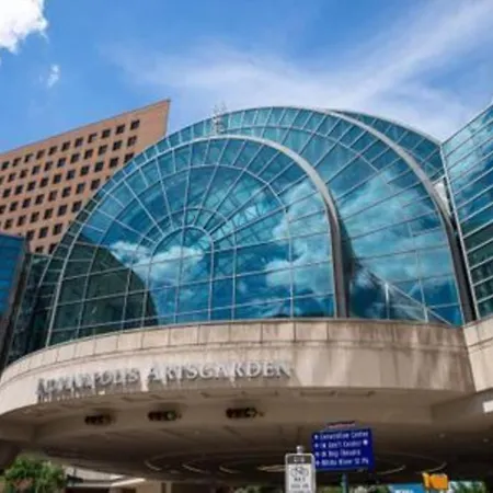 Free Parking! Downtown Lucas Oil- Conv Center Skywalk #4 Apartment Indianapolis Exterior photo